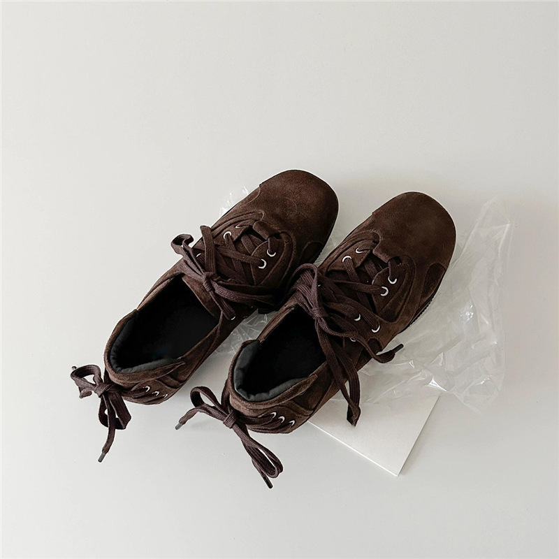 Sepatu Sneakers Fashion Wanita - Leather Sneaker Care Kit ulasan dan harga